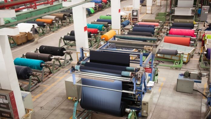 Pakistan Seeks Chinese Investment to Boost Textile Industry